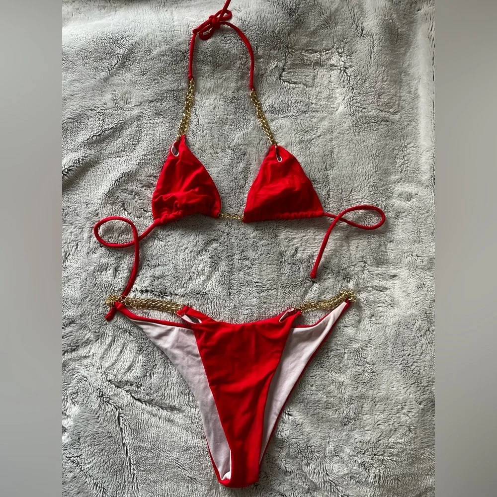 ❤️🔥 (SOLD) • SHEIN • red/gold chain bikini ❤️🔥 - Picture 2 of 5